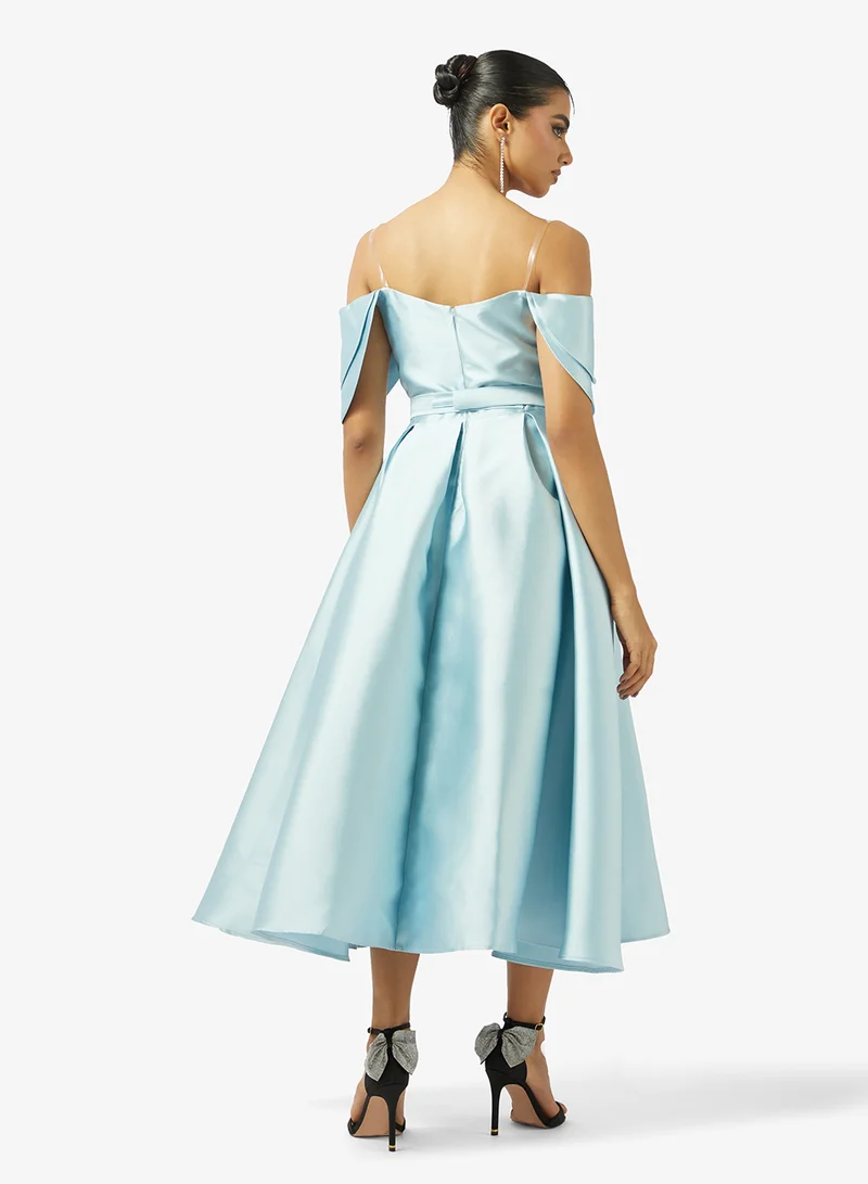 اكاديا فاشن فستان تافتا بكسرات عند الصدر بدون تنورة